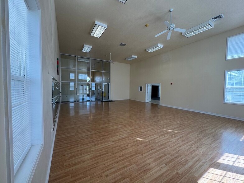 More Photos Of 273 Shoup Ave W, Twin Falls Office For Lease