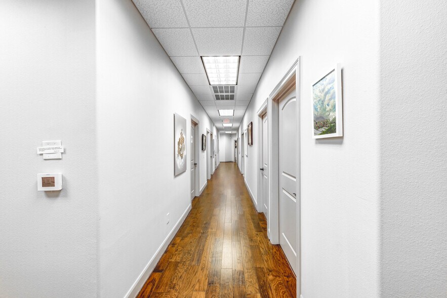 More Photos Of 21815 Oak Park Trails Dr, Katy Medical For Sale