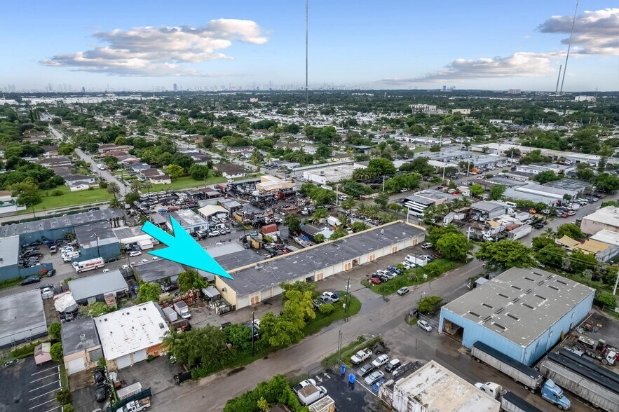 More Photos Of 2201-2227 SW 57th Ave, West Park Warehouse For Sale