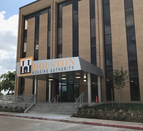 More Photos Of 2640 Fountain View Dr, Houston Office For Lease