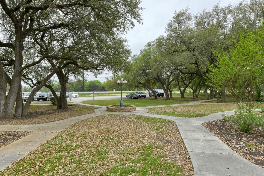 More Photos Of 19365 FM 2252, Garden Ridge Office For Lease