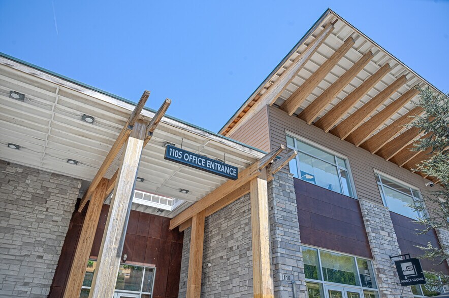 More Photos Of 1105 E County Line Rd, Lakewood Office For Lease