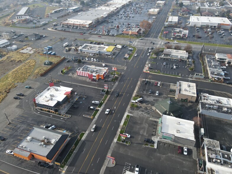More Photos Of 2626 W Kennewick Ave, Kennewick Office For Sale