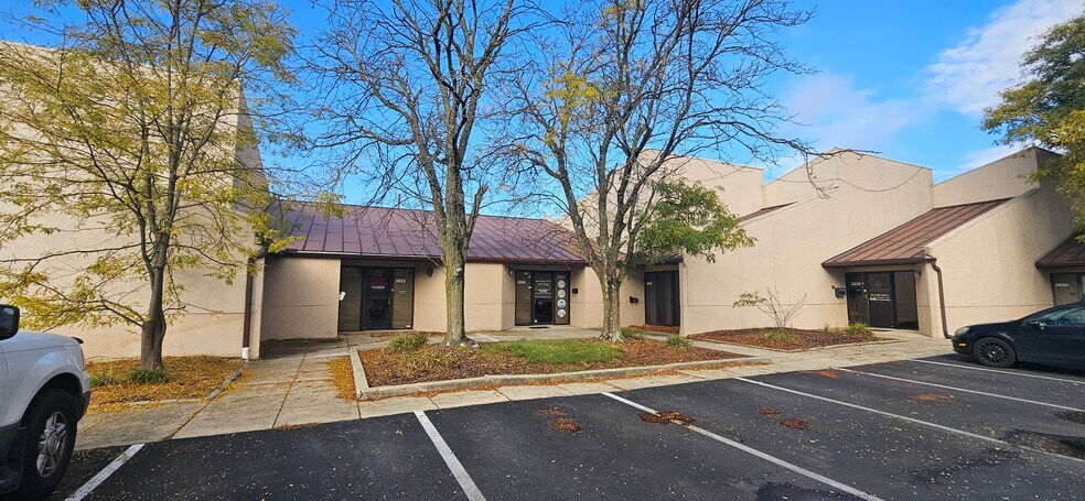 More Photos Of 2620-2630 Billingsley Rd, Columbus Light Distribution For Lease