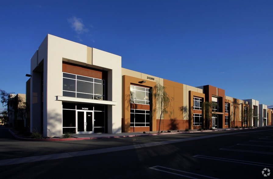 More Photos Of 34300 Gateway Dr, Palm Desert Warehouse For Sale