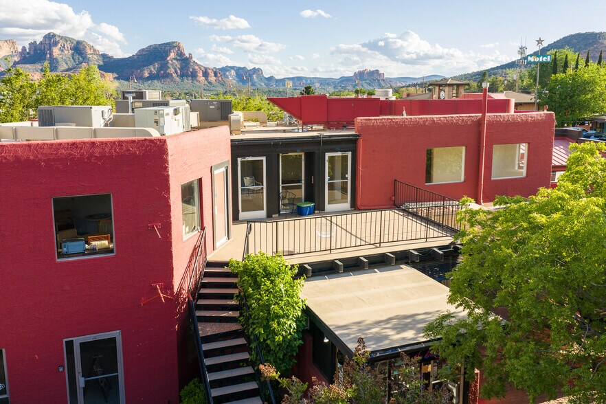 More Photos Of 273 N State Route 89A, Sedona Storefront For Lease