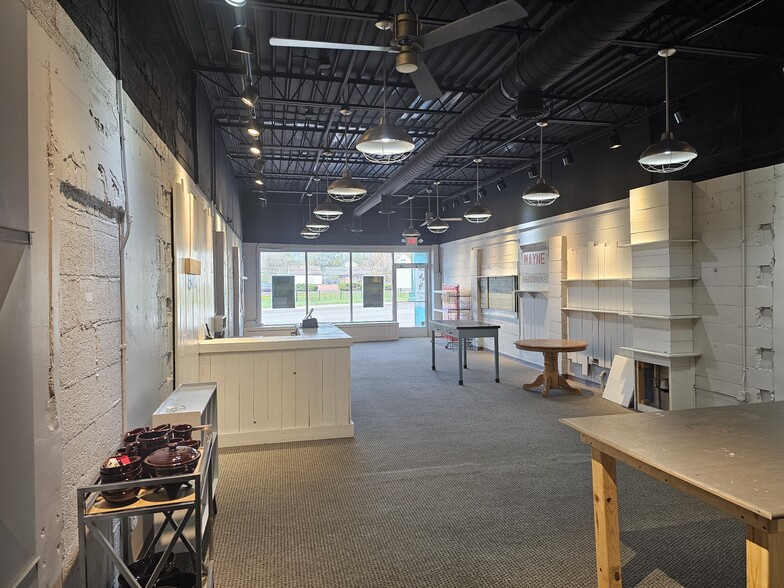 More Photos Of 3127 S Wayne Rd, Wayne Storefront For Sale