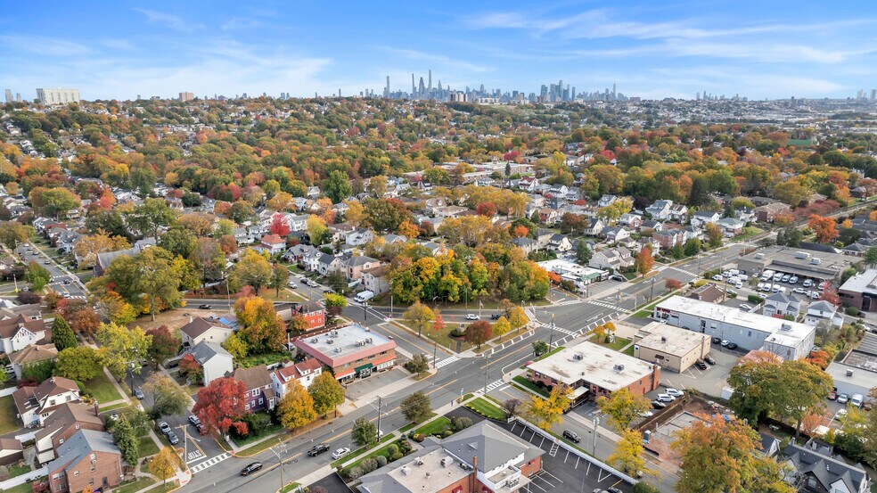 More Photos Of 824 N Broad Ave, Ridgefield General Retail For Sale