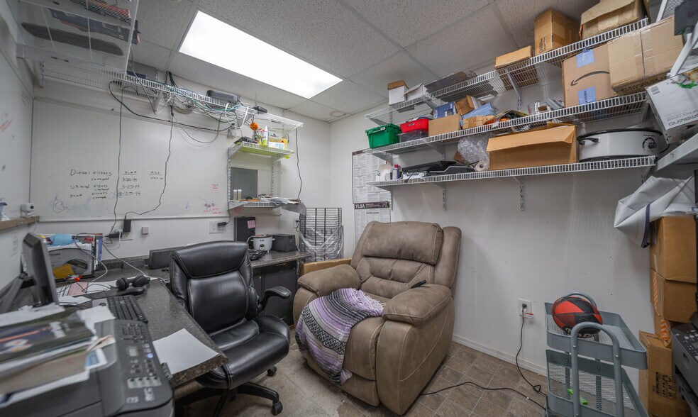 More Photos Of 29176 MO-7, Edwards General Retail For Sale