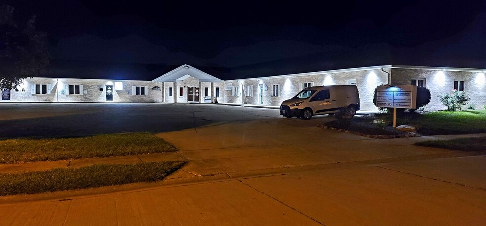 More Photos Of 3901 Wood Duck, Springfield Medical For Lease