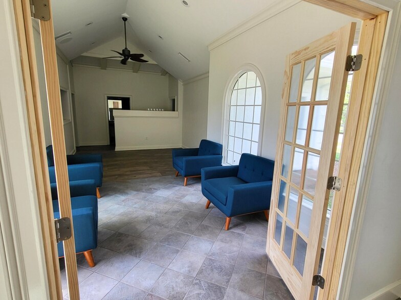 More Photos Of 416 Gordon Ave, Thomasville Medical For Lease