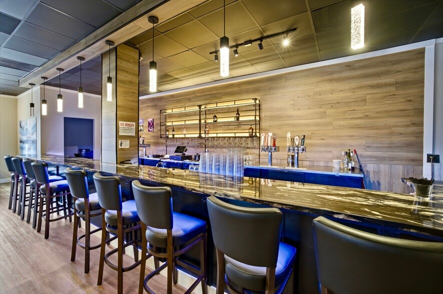More Photos Of 4405-4435 Liberty Rd S, Salem Restaurant For Lease