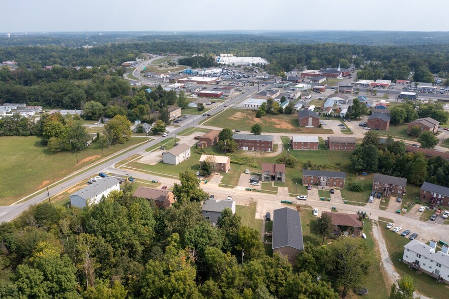 More Photos Of 412 Woodcreek Dr, Radcliff Apartments For Sale