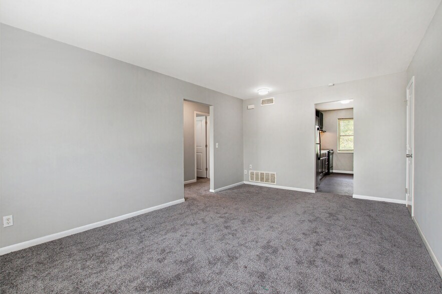 More Photos Of 7000 Cleveland Ave, Kansas City Apartments For Sale