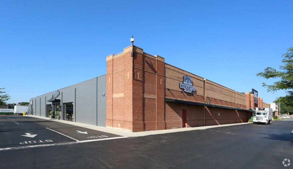 More Photos Of 1451 W 5th Ave, Columbus General Retail For Sale