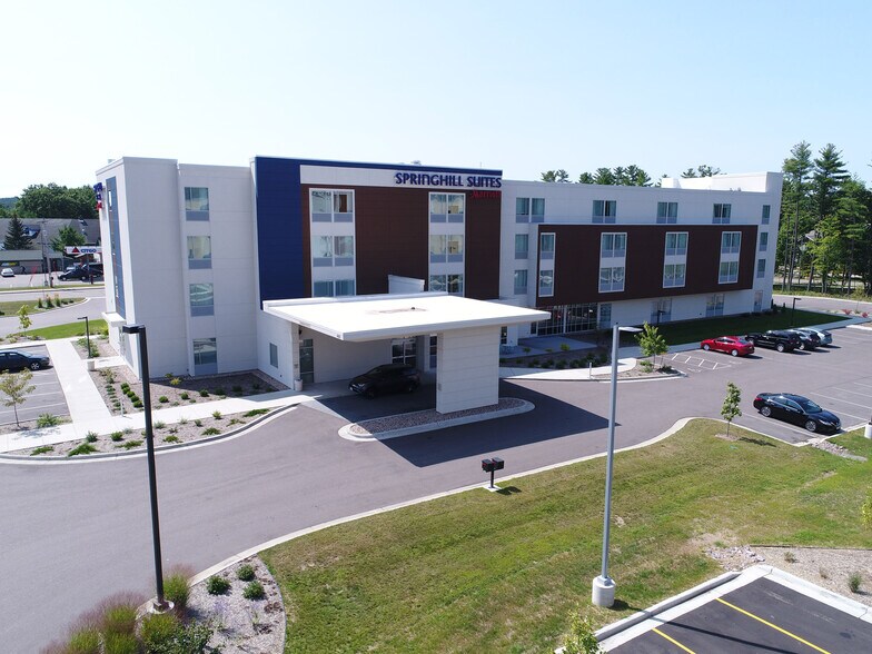 More Photos Of , Wisconsin Dells Hospitality For Sale