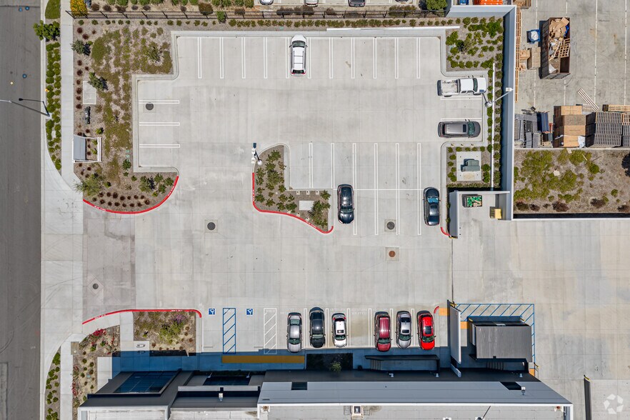 More Photos Of 11179 Banana Ave, Fontana Distribution For Lease