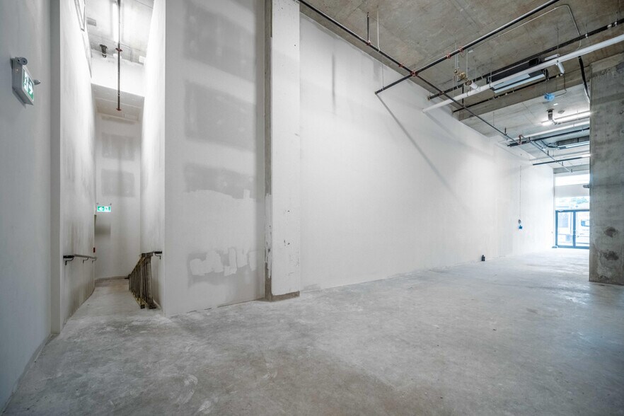More Photos Of 8415 Granville St, Vancouver Apartments For Sale