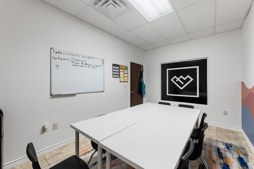 More Photos Of 1259 N Stuart Place Rd, Harlingen Office For Sale