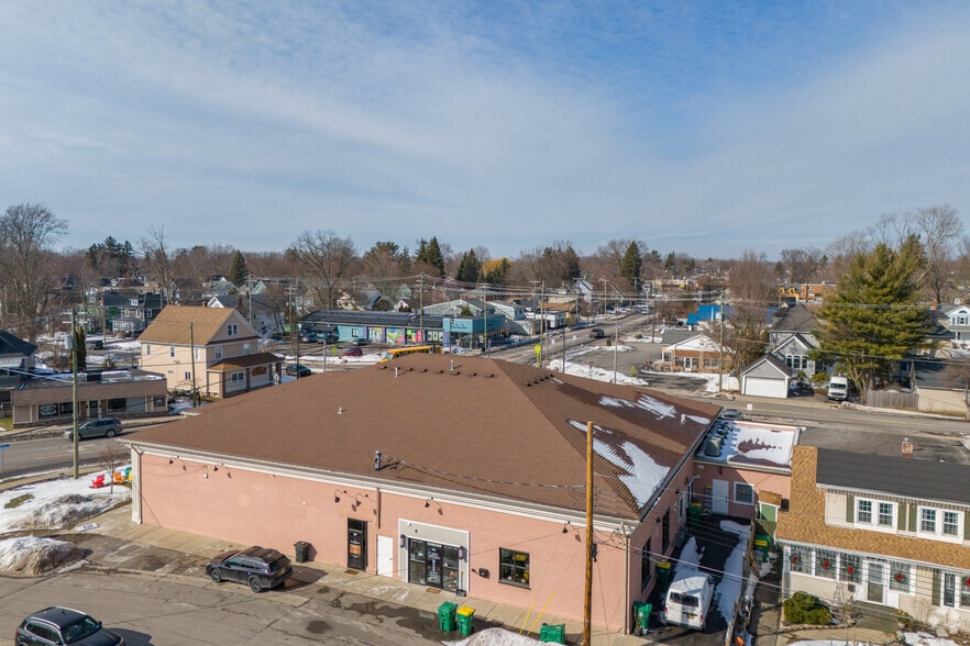 More Photos Of 239-243 Buffalo St, Hamburg Storefront Retail Office For Lease