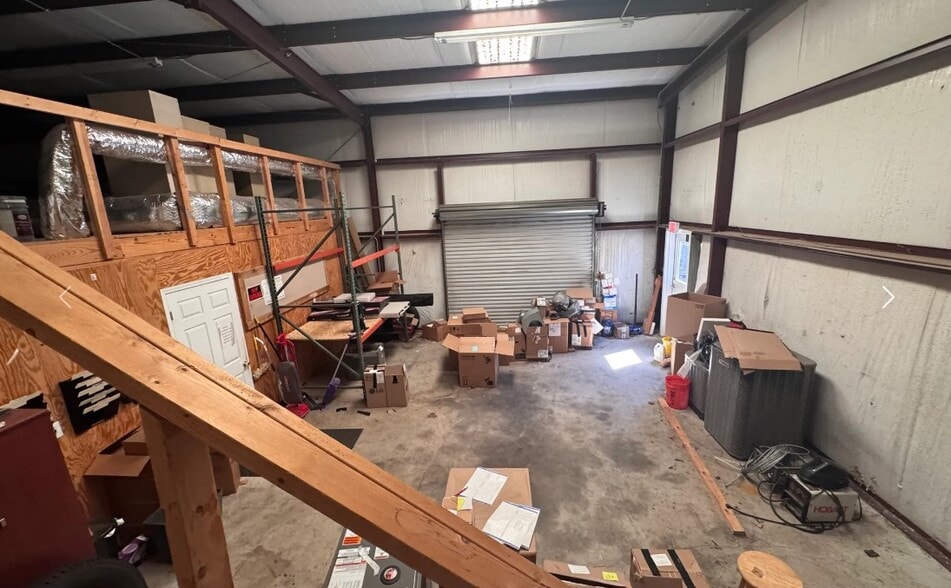 More Photos Of 7843 Conners Rd, Winston Showroom For Sale