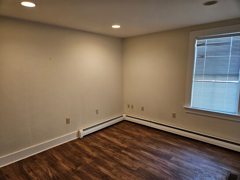 More Photos Of 18 Fifth St, Dover Office Residential For Sale