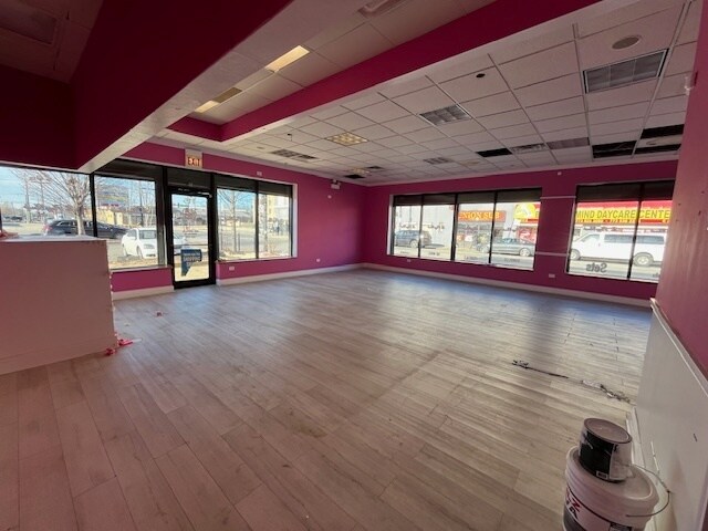 More Photos Of 101-115 E 51st St, Chicago Unknown For Lease