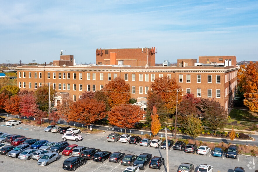 More Photos Of 313 W Liberty St, Lancaster Office For Lease