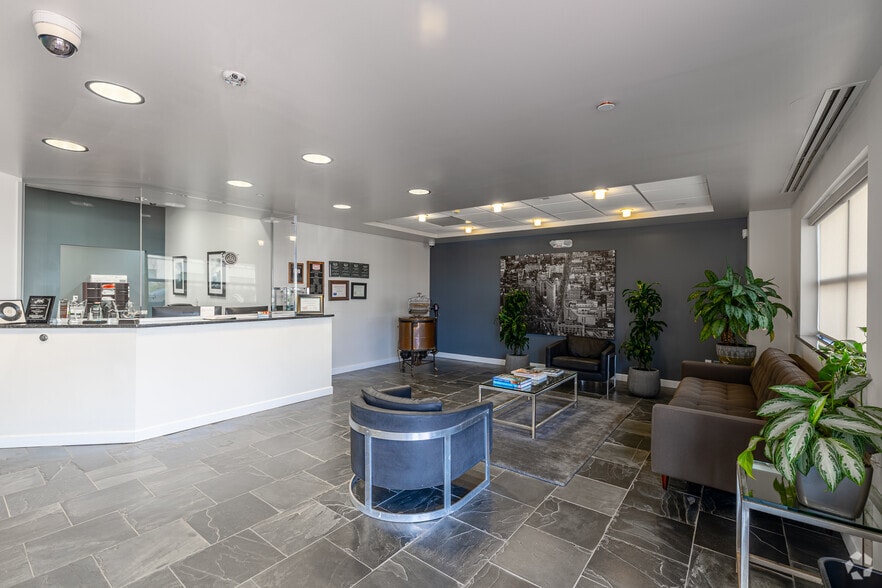 More Photos Of 1 Johnson Dr, Raritan Manufacturing For Lease