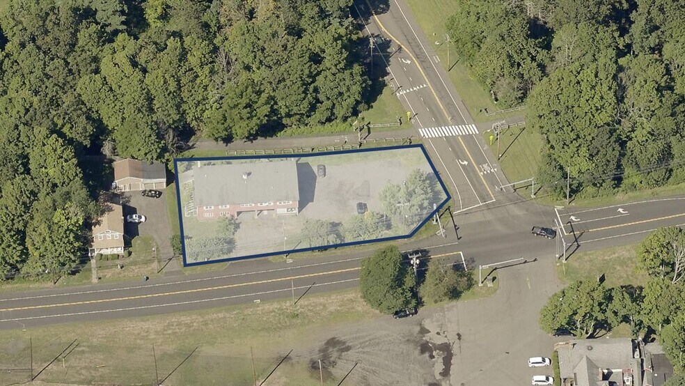 More Photos Of 3936 Whitney Ave, Hamden Apartments For Sale