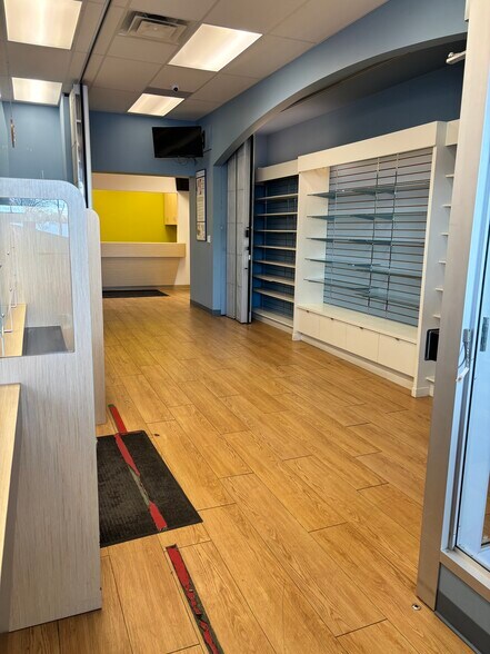 More Photos Of 805-863 Browns Line, Toronto Unknown For Lease