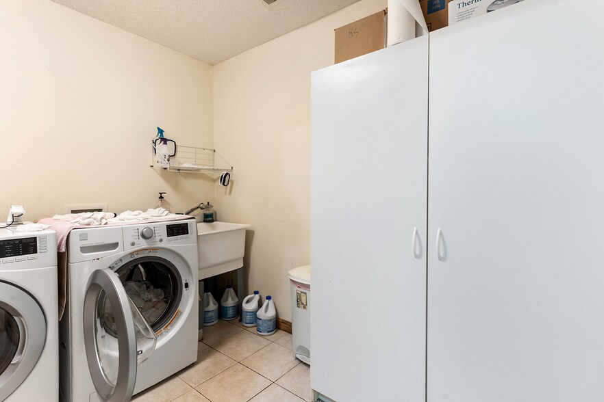 More Photos Of 226 E Main St, Union Storefront Retail Residential For Sale