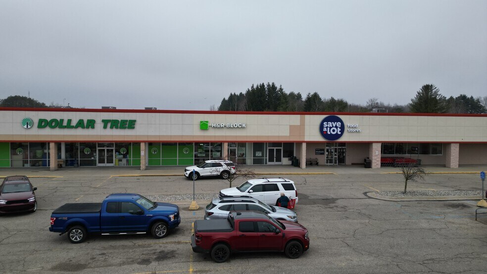 More Photos Of 174 James Robertson Dr, Gladwin Unknown For Lease