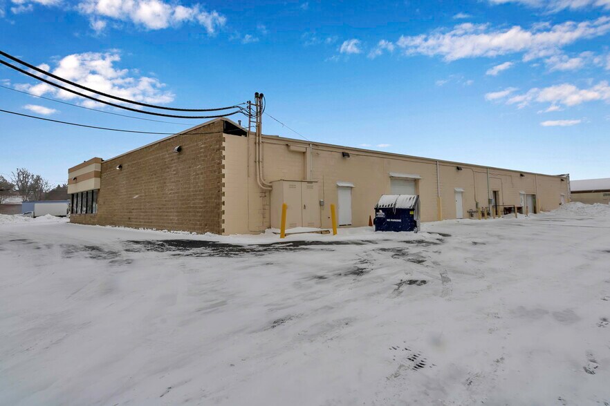 More Photos Of 3218 Transit Rd, West Seneca Storefront Retail Office For Lease