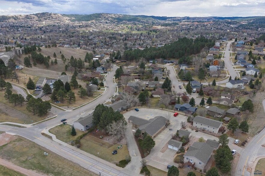 More Photos Of 4021 Range Rd, Rapid City Schools For Sale