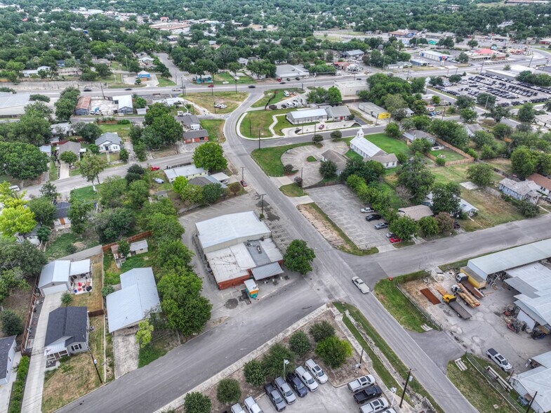 More Photos Of 1390 McQueeney Rd, New Braunfels Sports And Entertainment For Sale