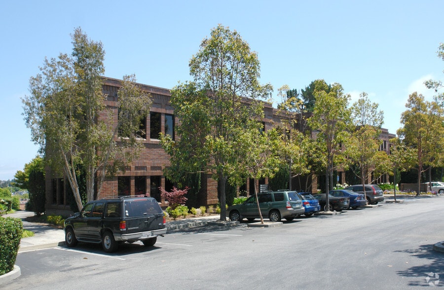 More Photos Of 133 Mission St, Santa Cruz Medical For Lease
