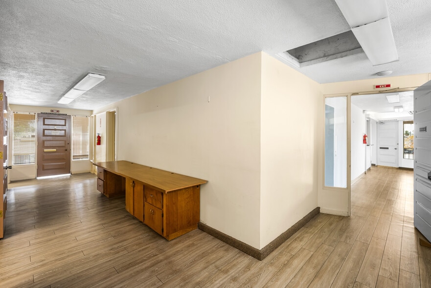 More Photos Of 1661 E Chapman Ave, Fullerton Office For Sale