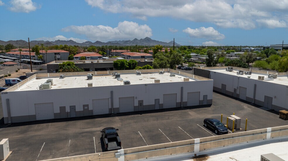 More Photos Of 2320 W Mission Ln, Phoenix Unknown For Lease