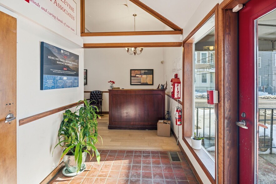 More Photos Of 540-544 Douglas Ave, Providence Office For Sale