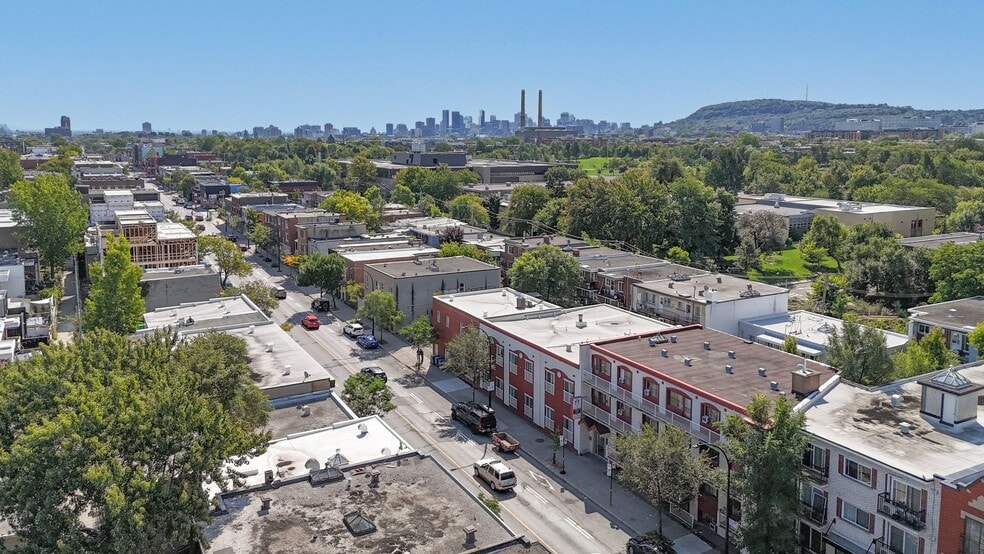 More Photos Of 6336 Av Papineau, Montréal Religious Facility For Sale