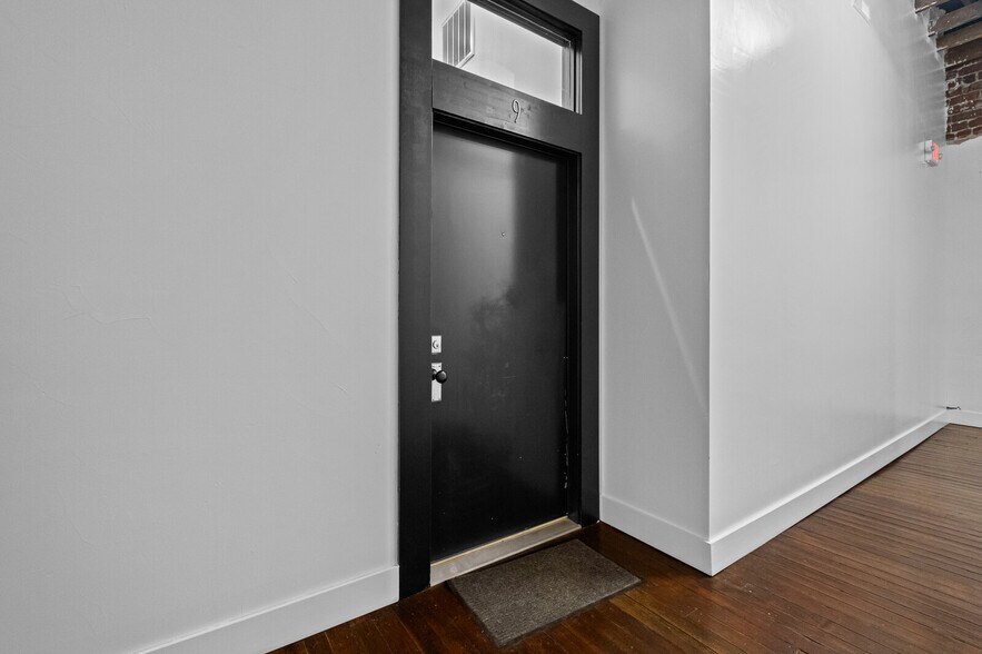 More Photos Of 124 S Joplin Ave, Joplin Warehouse For Sale