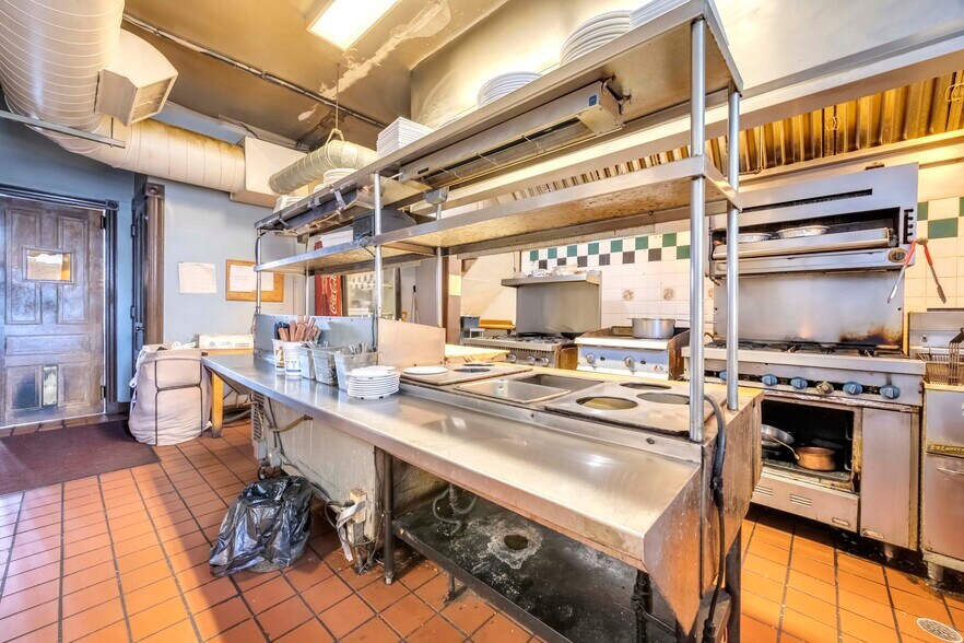 More Photos Of 5881 Sullivan Trl, Nazareth General Retail For Sale