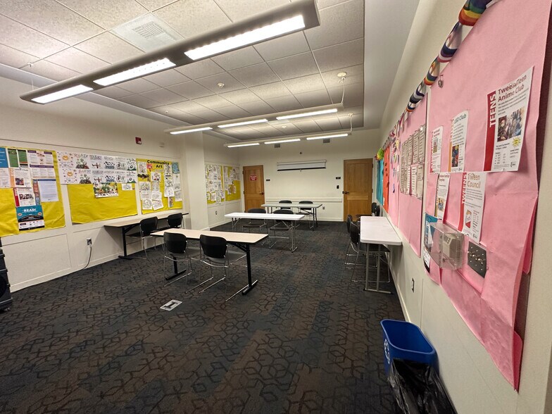 More Photos Of 2300-2314 NW Thurman St, Portland Freestanding For Lease