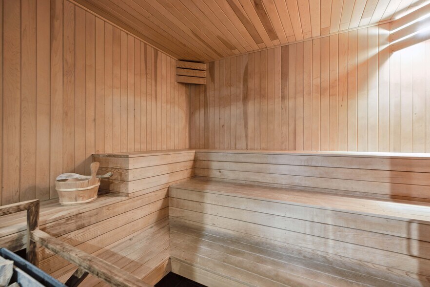 More Photos Of 694 Quechee Main St, Quechee Health Club For Sale