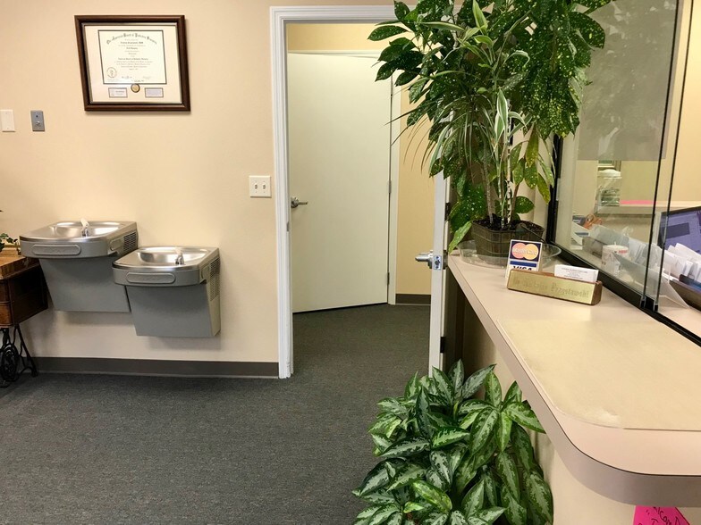 More Photos Of 305 S Childs St, Leesburg Medical For Sale