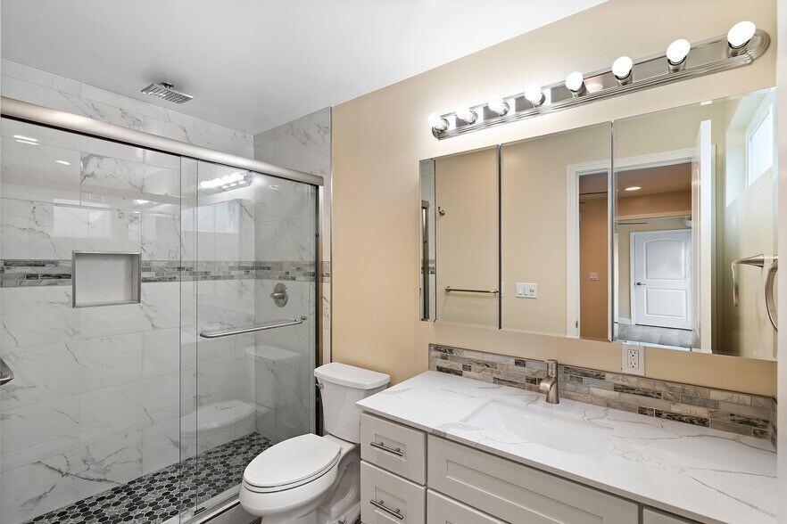 More Photos Of 403 Vera Ave, Redwood City Apartments For Sale