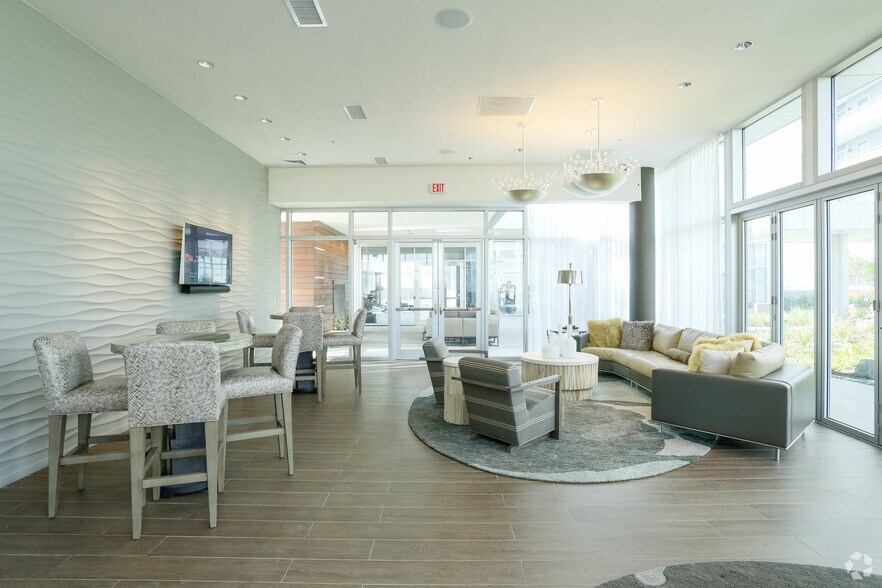 More Photos Of 2929 Weslayan St, Houston Apartments For Lease