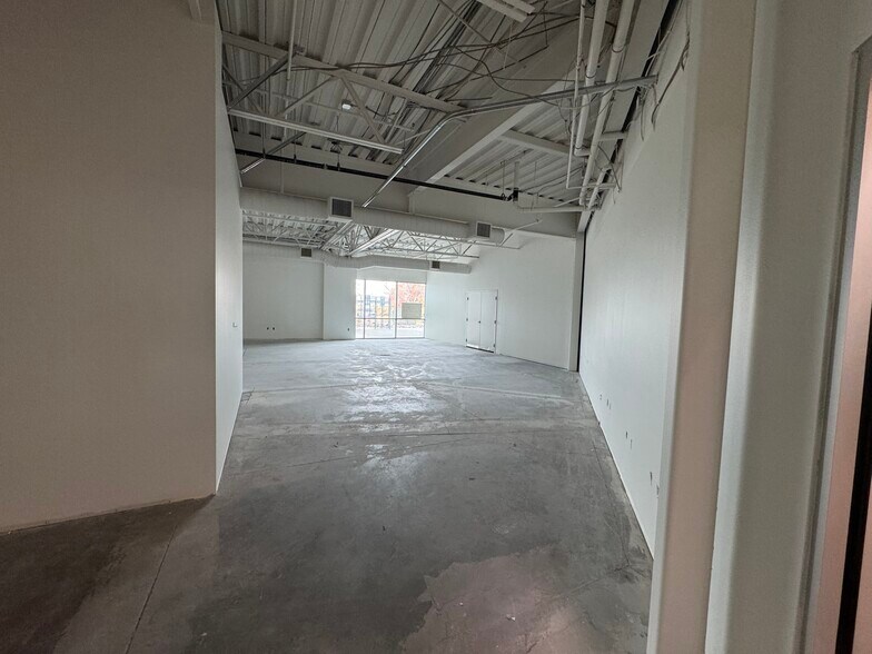 More Photos Of 255 Admiral Byrd Rd, Salt Lake City Office For Lease