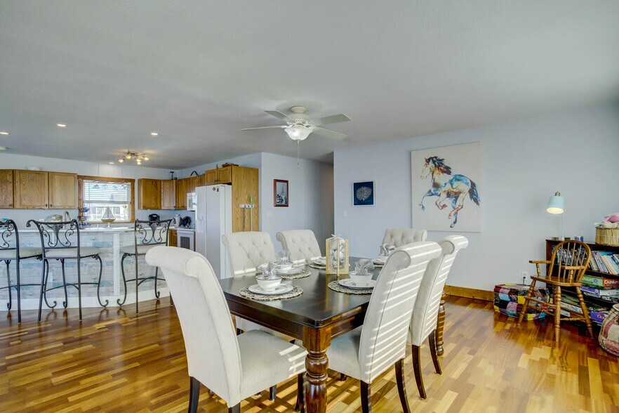 More Photos Of 3691 Main St, Chincoteague Marina For Sale